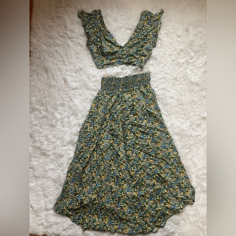 Ces Femme 2 piece set